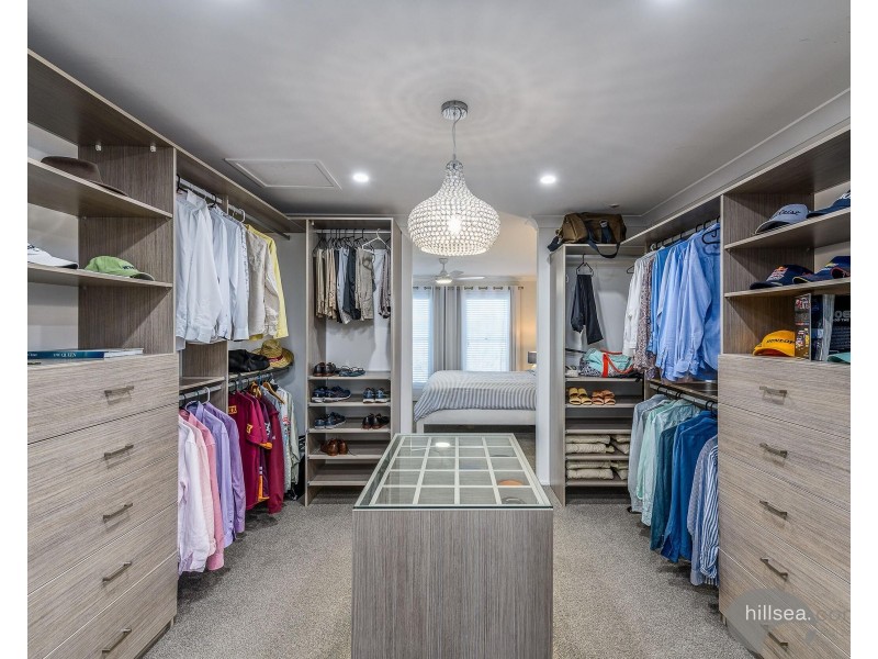 13 Jingella Street, Hope Island QLD 4212