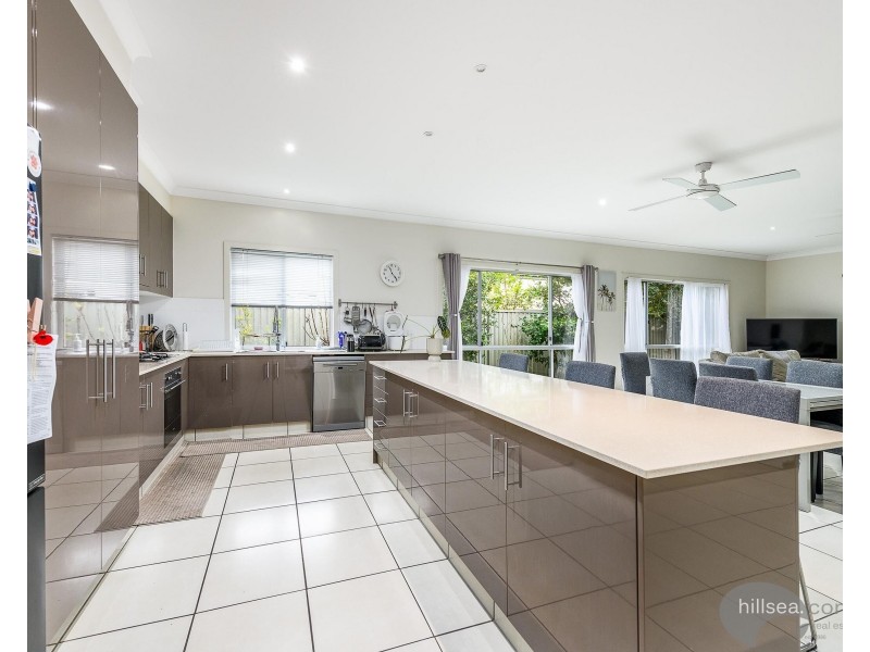 13 Emerson Drive, Bonogin QLD 4213