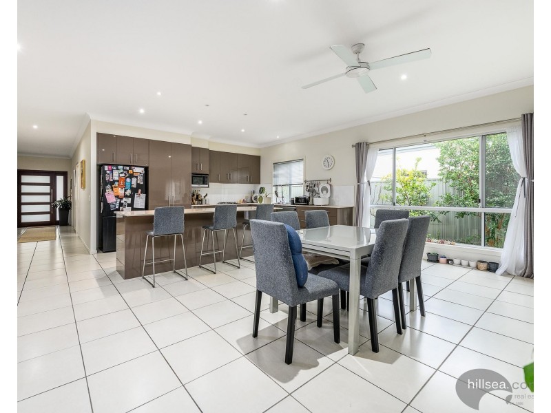 13 Emerson Drive, Bonogin QLD 4213