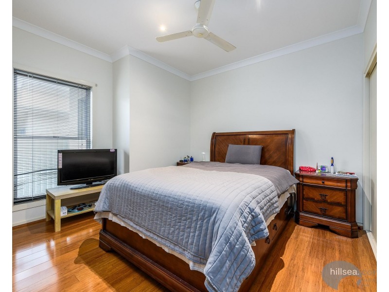 13 Emerson Drive, Bonogin QLD 4213