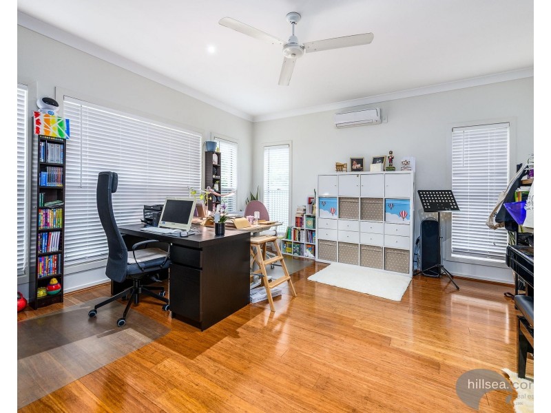 13 Emerson Drive, Bonogin QLD 4213