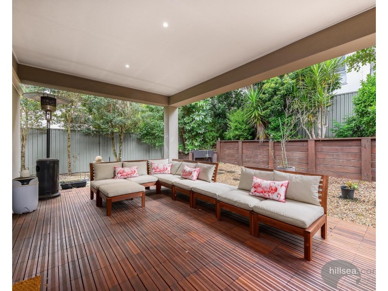 13 Emerson Drive, Bonogin QLD 4213