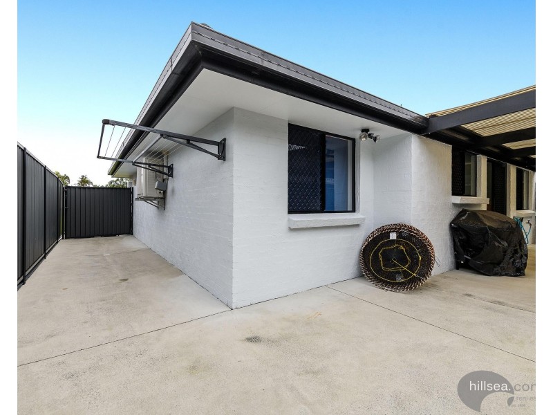 1/33 Botanical Drive, Labrador QLD 4215