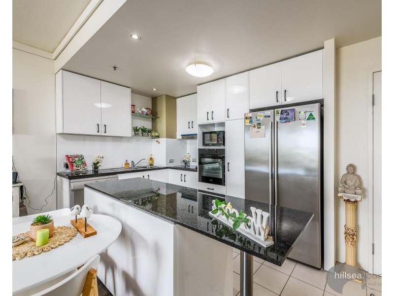 303/360 Marine Parade, Labrador QLD 4215