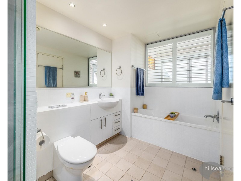 303/360 Marine Parade, Labrador QLD 4215