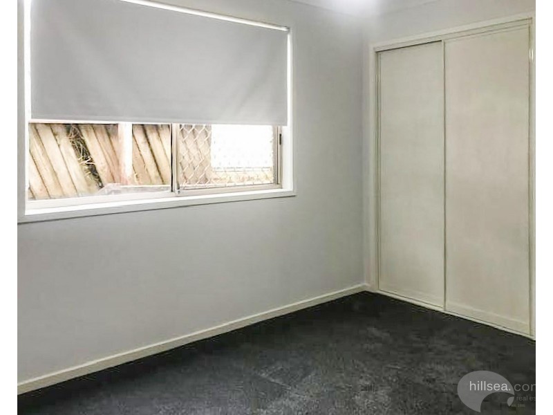 11 Napper Road, Arundel QLD 4214