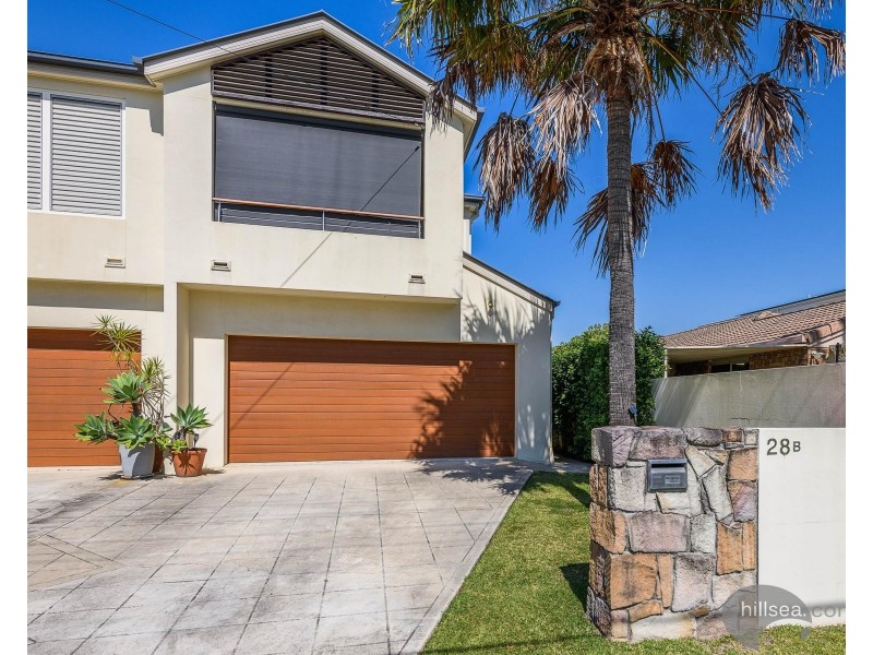 2/28 Shoveller Avenue, Paradise Point QLD 4216