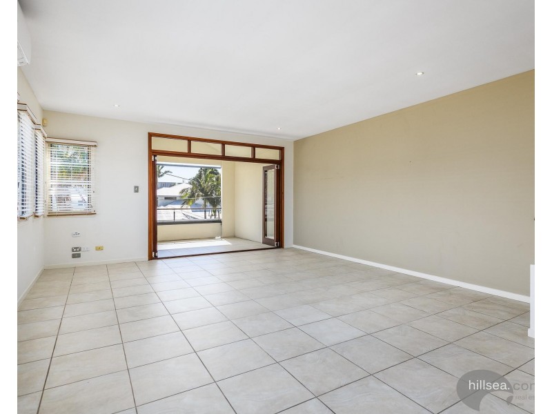 2/28 Shoveller Avenue, Paradise Point QLD 4216
