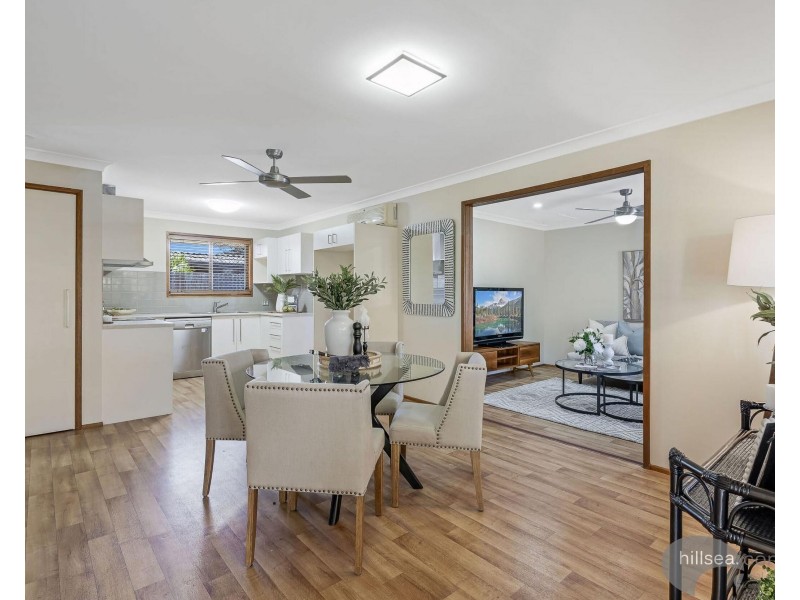 2/24 Eurimbula Court, Paradise Point QLD 4216