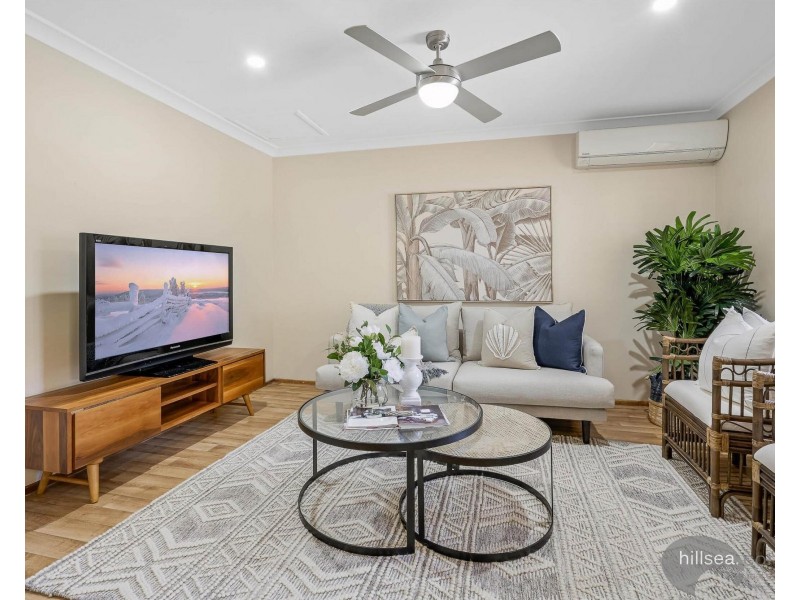 2/24 Eurimbula Court, Paradise Point QLD 4216