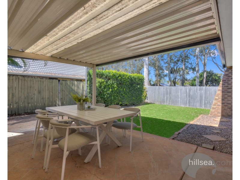 2/24 Eurimbula Court, Paradise Point QLD 4216
