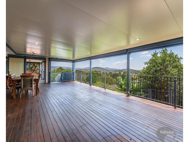 50 Manra Way, Pacific Pines QLD 4211