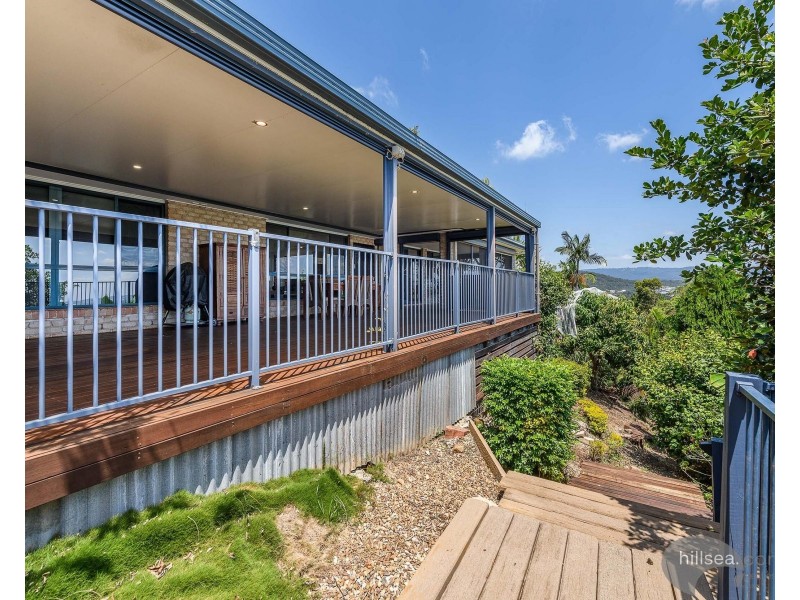 50 Manra Way, Pacific Pines QLD 4211