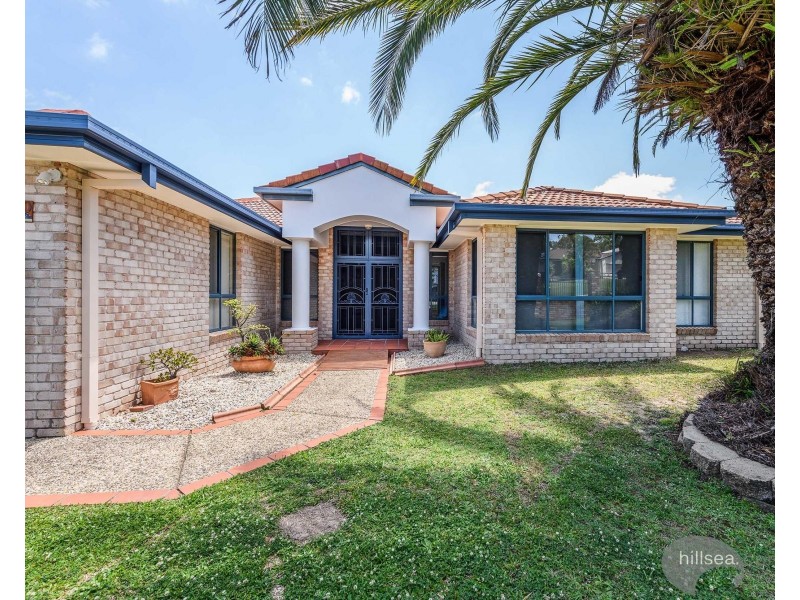 50 Manra Way, Pacific Pines QLD 4211