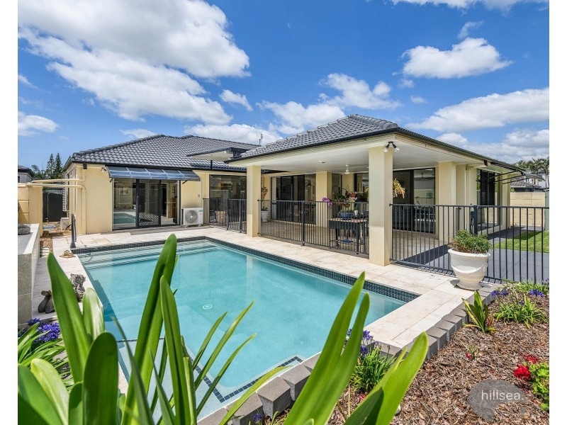10 Dallow Crescent, Helensvale QLD 4212