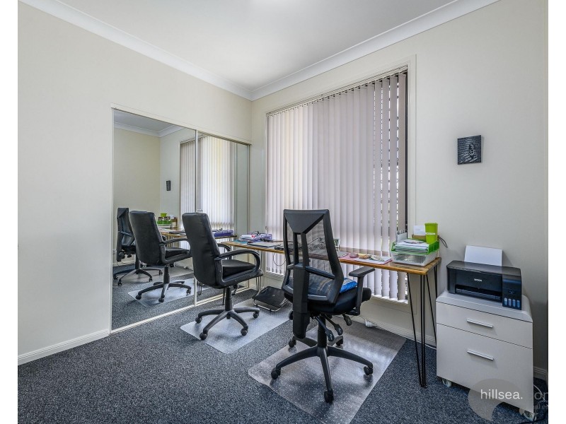 10 Dallow Crescent, Helensvale QLD 4212