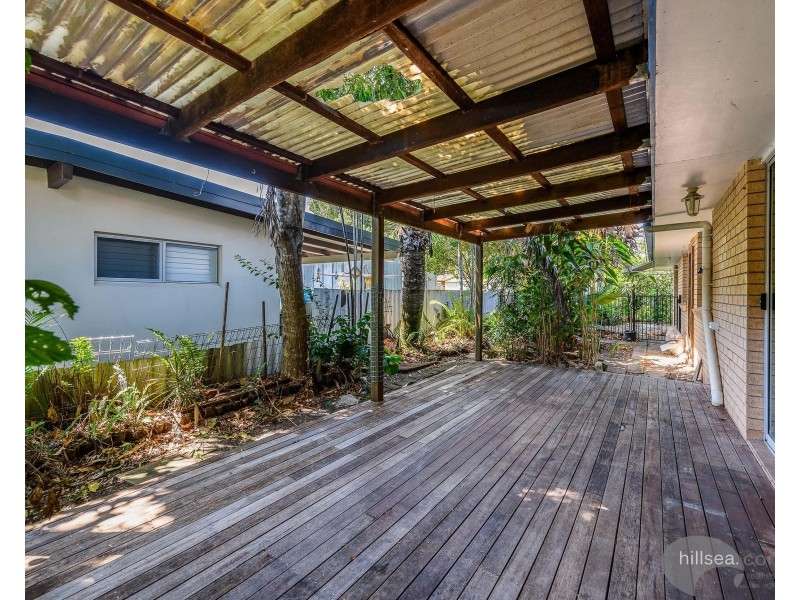 20 Mallard Avenue, Paradise Point QLD 4216