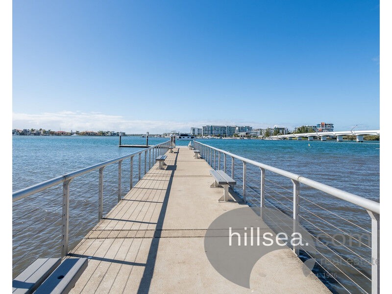 20 Mallard Avenue, Paradise Point QLD 4216