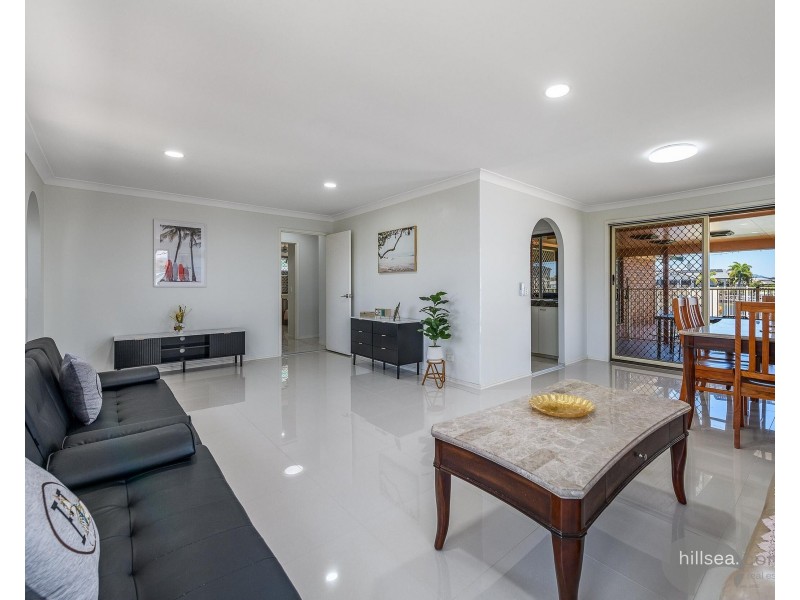 40 Oxley Drive, Paradise Point QLD 4216