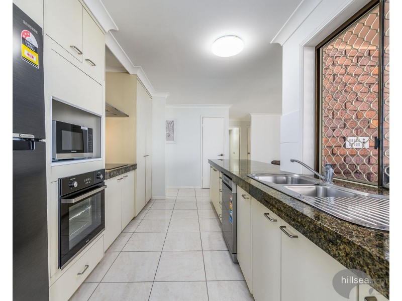 40 Oxley Drive, Paradise Point QLD 4216