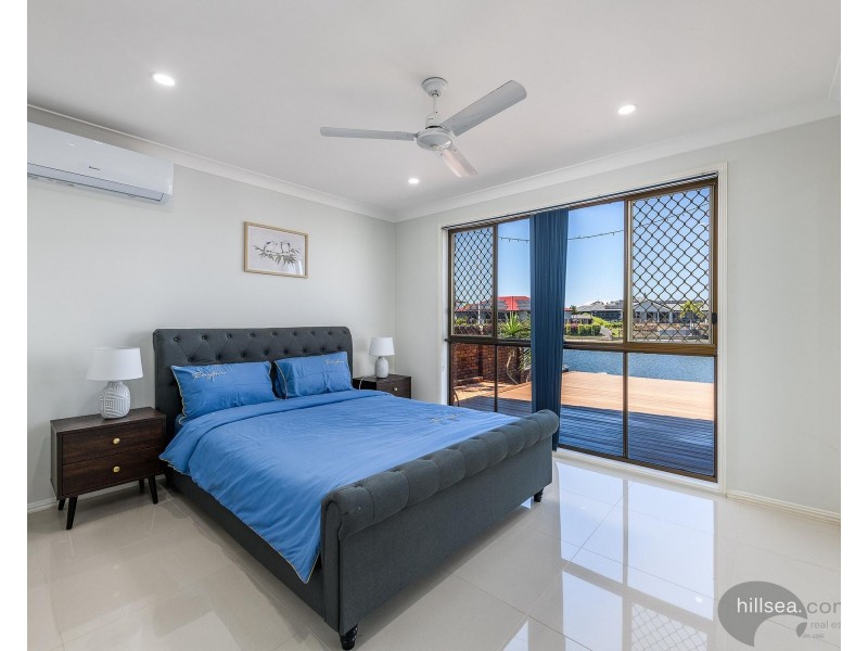 40 Oxley Drive, Paradise Point QLD 4216