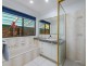 40 Oxley Drive, Paradise Point QLD 4216