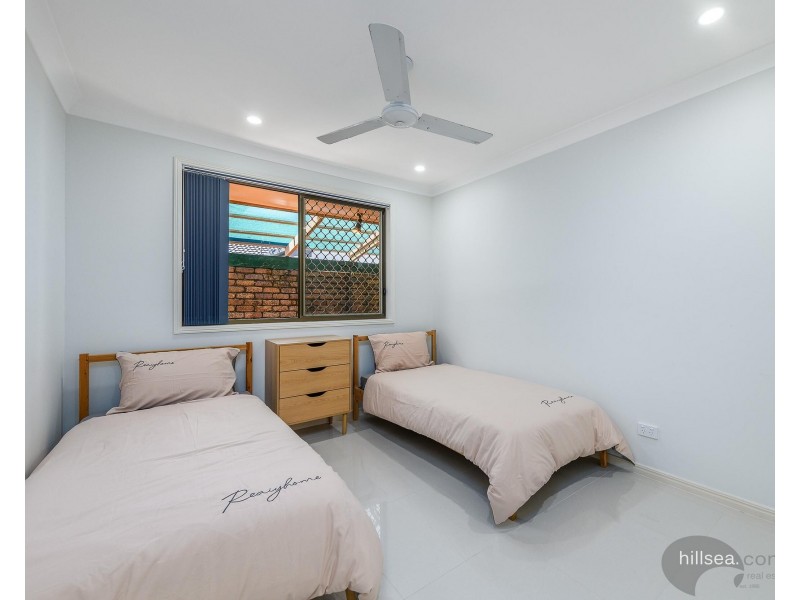 40 Oxley Drive, Paradise Point QLD 4216