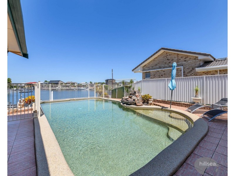40 Oxley Drive, Paradise Point QLD 4216