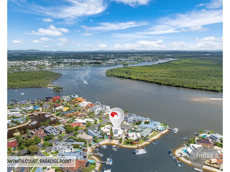 6 Arrowsmith Court, Paradise Point QLD 4216