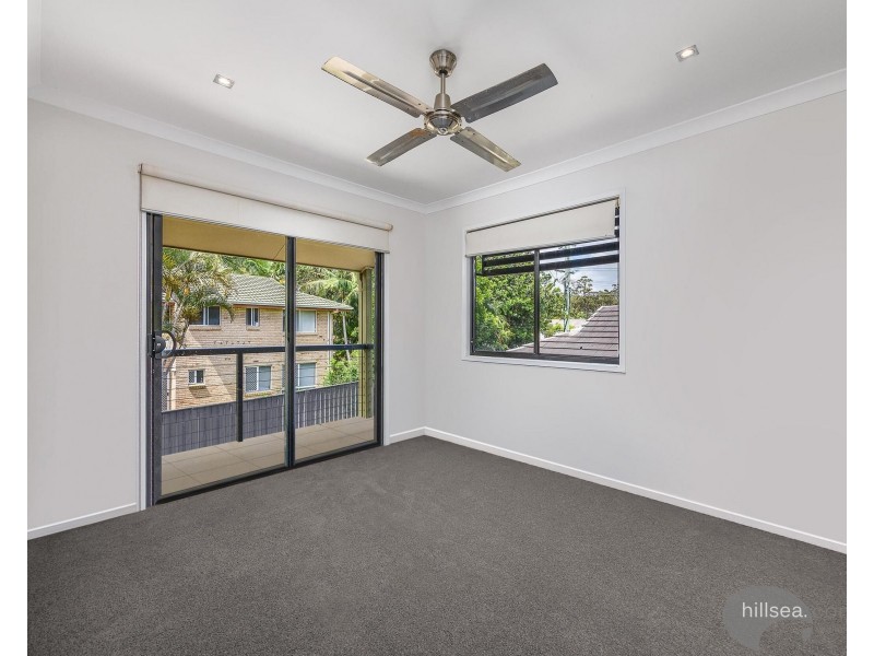 2/445 Pine Ridge Road, Runaway Bay QLD 4216