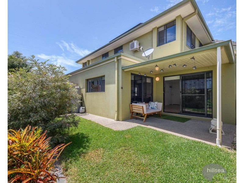 2/445 Pine Ridge Road, Runaway Bay QLD 4216