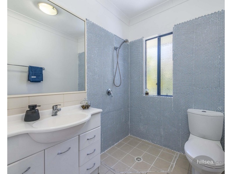 3/170 Whiting Street, Labrador QLD 4215