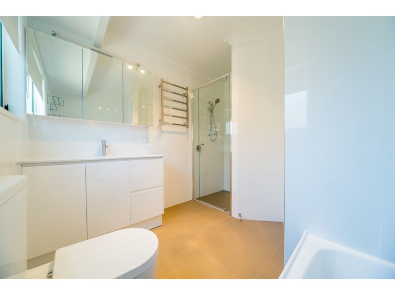 1/56 Parr Street, Biggera Waters QLD 4216