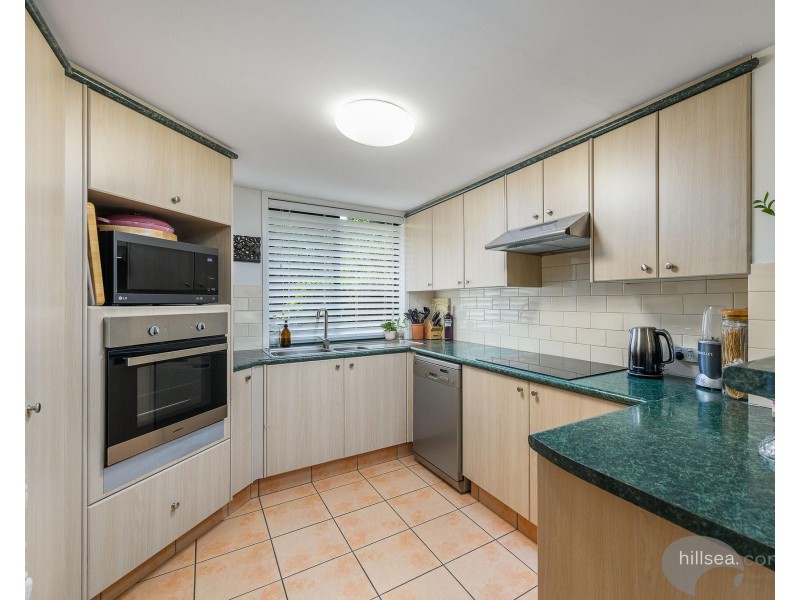 2/56 Daintree Drive, Parkwood QLD 4214