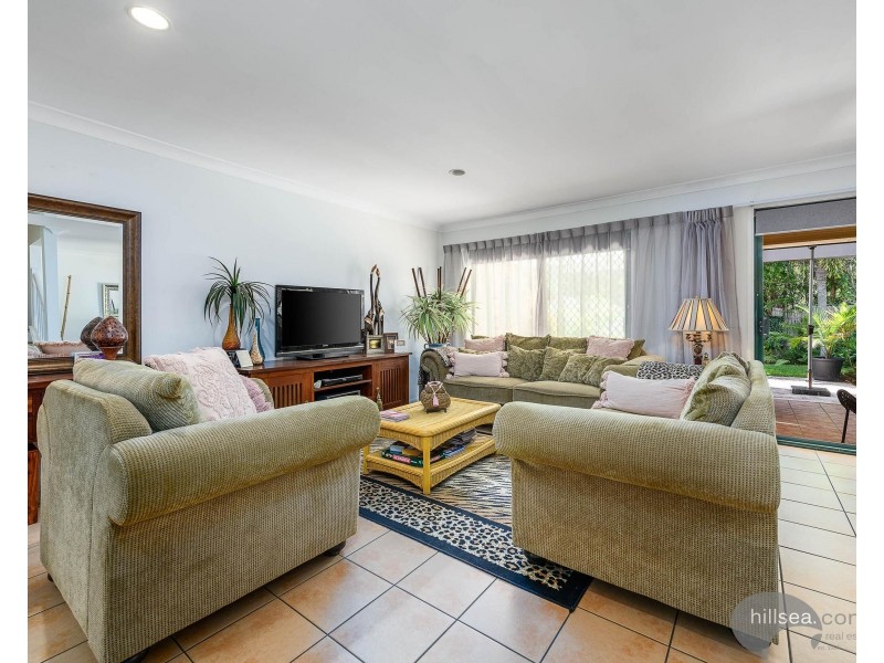 2/56 Daintree Drive, Parkwood QLD 4214