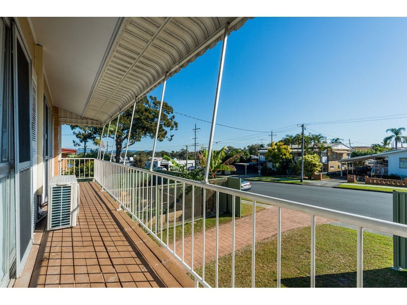 12 Ashton Street, Labrador QLD 4215