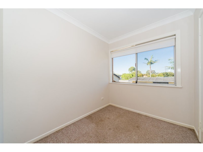 12 Ashton Street, Labrador QLD 4215