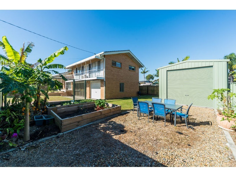 12 Ashton Street, Labrador QLD 4215