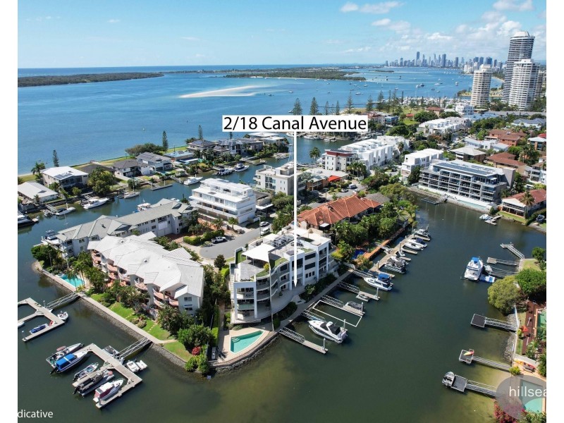 2/18 Canal Avenue, Runaway Bay QLD 4216