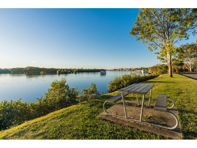 24 Zac Avenue, Coombabah QLD 4216