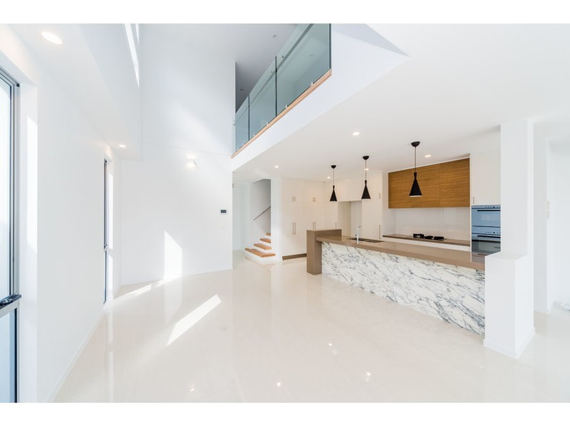 2/44 East Quay Drive, Biggera Waters QLD 4216