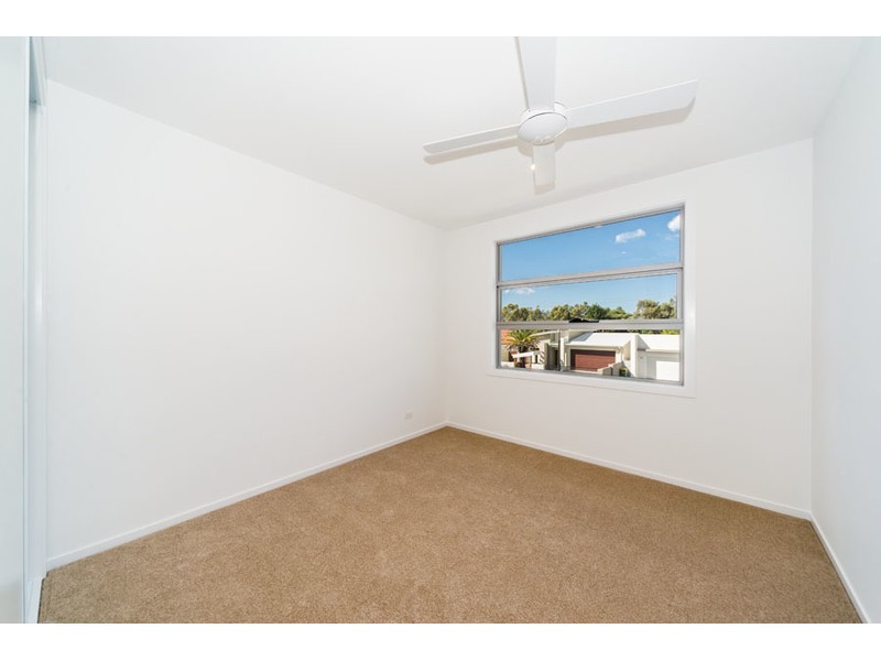 2/44 East Quay Drive, Biggera Waters QLD 4216
