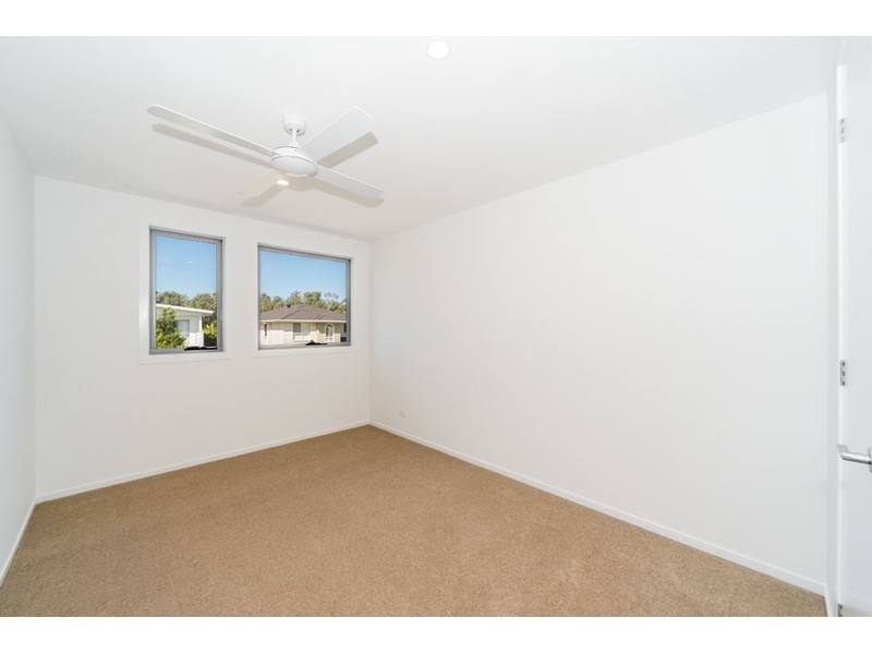 2/44 East Quay Drive, Biggera Waters QLD 4216