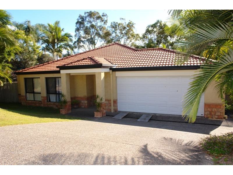 25 Adaminaby Drive, Helensvale QLD 4212