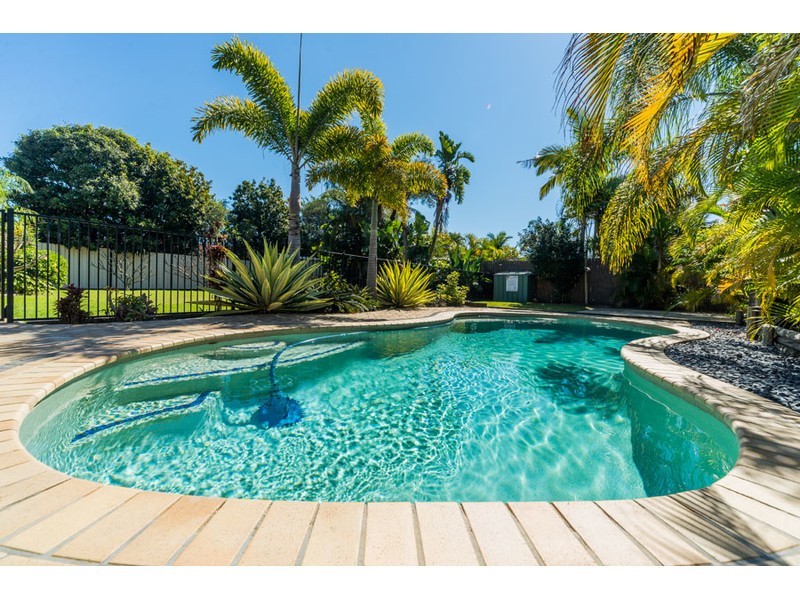 15 Hansford Road, Coombabah QLD 4216