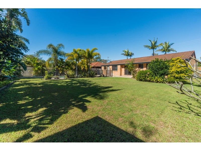 15 Hansford Road, Coombabah QLD 4216