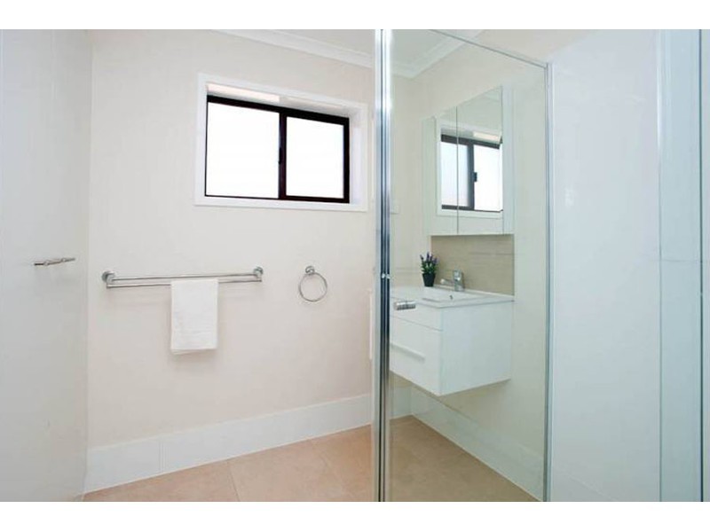 12/16 Madang Crescent, Runaway Bay QLD 4216