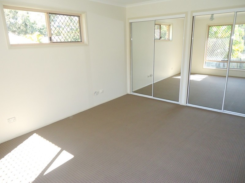 254 Mildura Drive, Helensvale QLD 4212