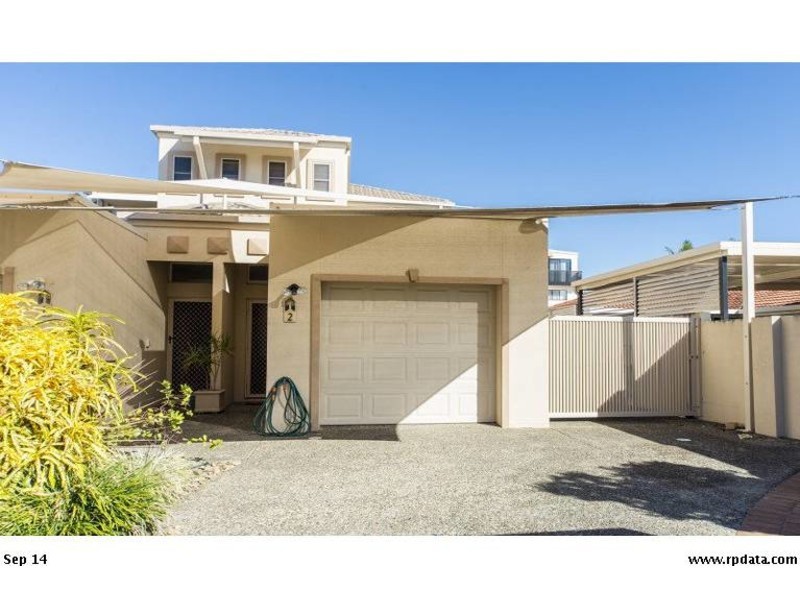 2/22 Nankeen Avenue, Paradise Point QLD 4216
