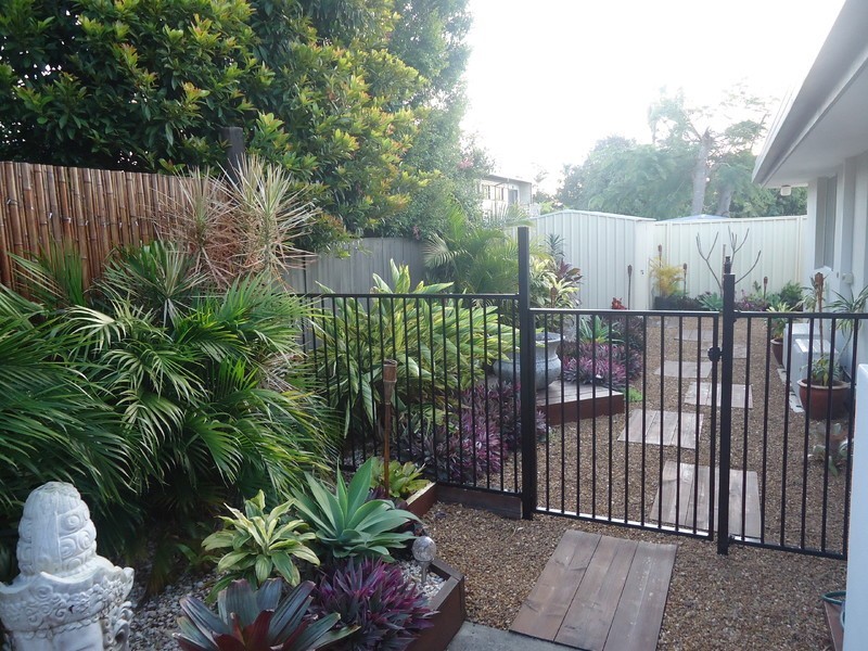 18 St Nicholas Street, Runaway Bay QLD 4216